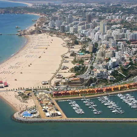 Apartamento Portimao Apartment *